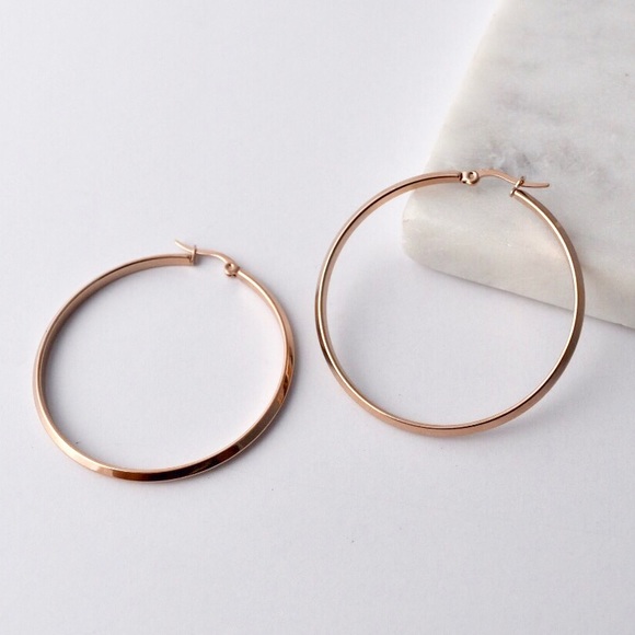 Onlo Jewelry - Rose Gold Hoop Earrings